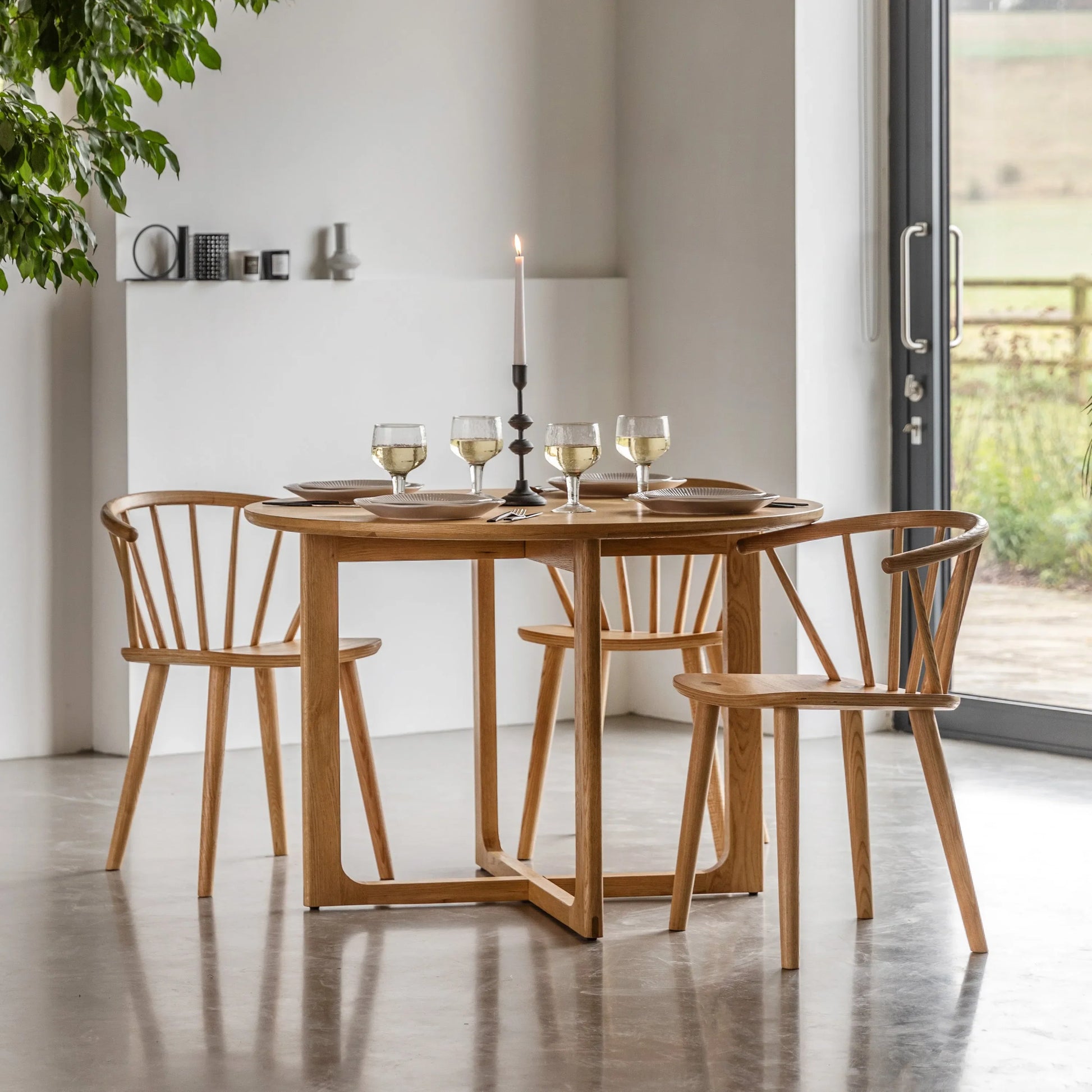 Gallery Direct Craft Round Dining Table in Natural