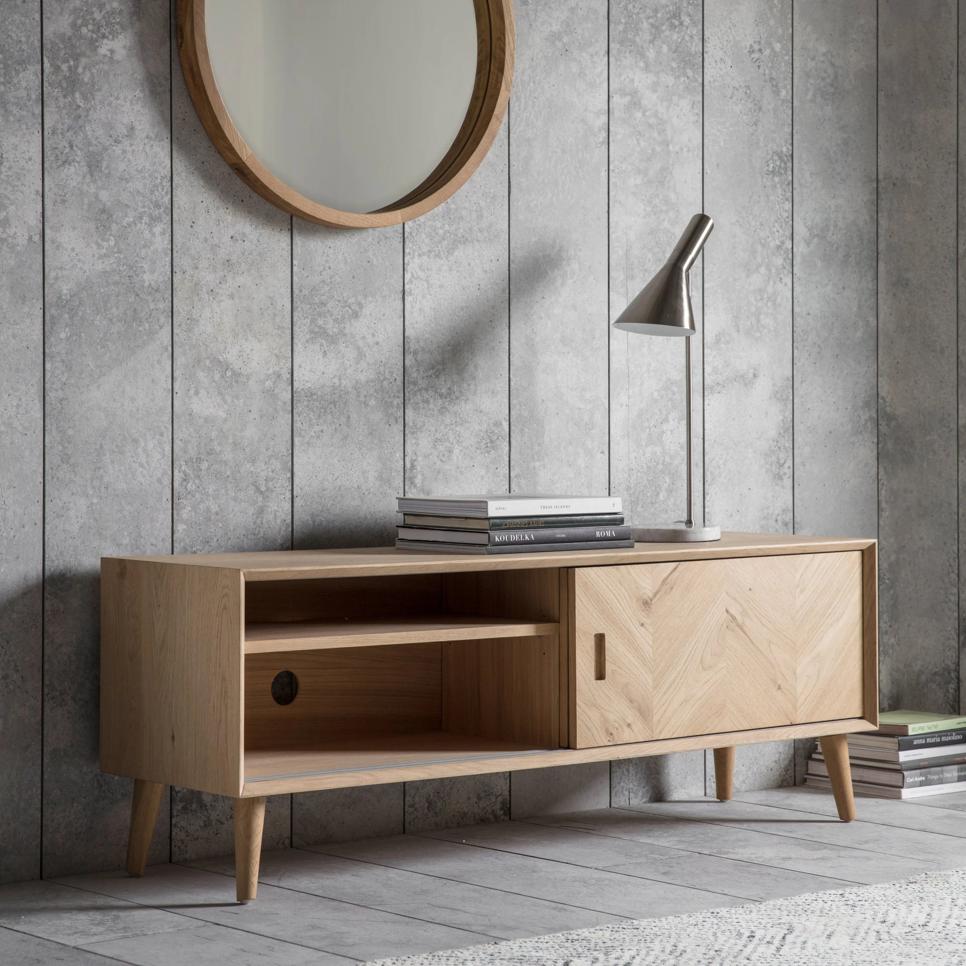 Gallery Direct Milano Media Unit